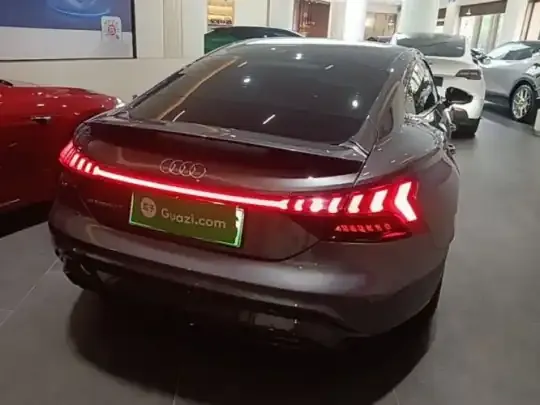 Audi e-tron GT 2023 (39000 км)