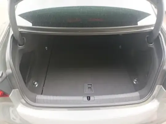 Audi A7L 2024 (5200 км)