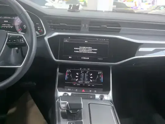 Audi A7L 2024 (77200 км)