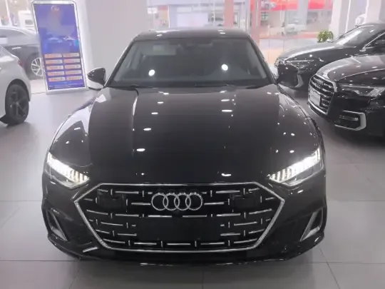 Audi A7L 2024 (77200 км)
