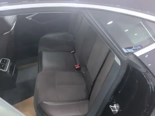 Audi A7L 2024 (77200 км)