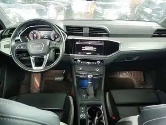 Audi Q3 Sportback 2024 (49600 км)