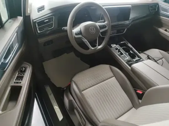 Volkswagen Viloran 2024 (77400 км)