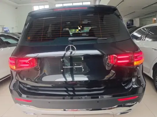 Mercedes-Benz GLB 2024 (24100 км)