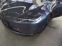 Tesla Model 3 2023 (30700 км)