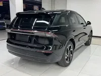 Lincoln Nautilus 2023 (30400 км)