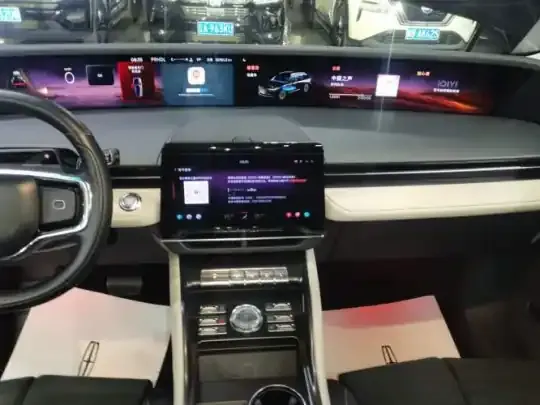 Lincoln Nautilus 2023 (32700 км)