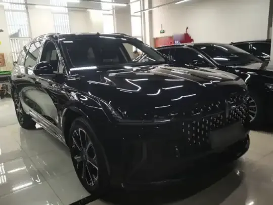 Lincoln Nautilus 2023 (32700 км)