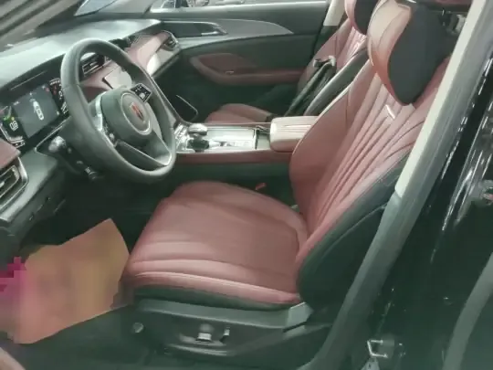 Hongqi H5 2024 (16100 км)