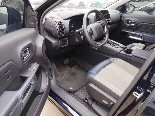 Citroen C5 AIRCROSS 2023 (31300 км)