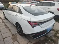 Hyundai Elantra 2023 (100 км)
