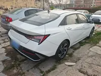 Hyundai Elantra 2023 (100 км)