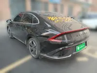 Wuling Xingguang 2023 (14400 км)