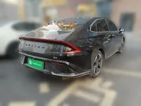 Wuling Xingguang 2023 (14400 км)