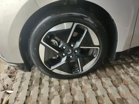 Wuling Xingguang 2024 (24900 км)