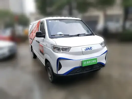 JAC Blue Cat 2023 (95800 км)