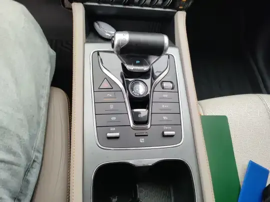 BYD Yuan PLUS 2023 (24900 км)