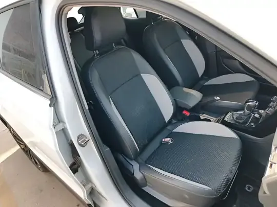Volkswagen Tacqua 2023 (55300 км)