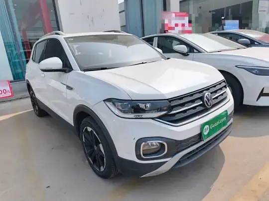 Volkswagen Tacqua 2023 (55300 км)