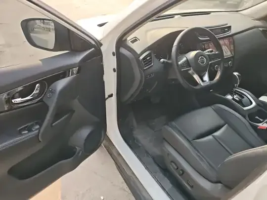 Nissan X-Trail 2023 (4400 км)