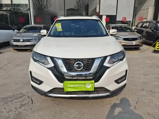 Nissan X-Trail 2023 (4400 км)