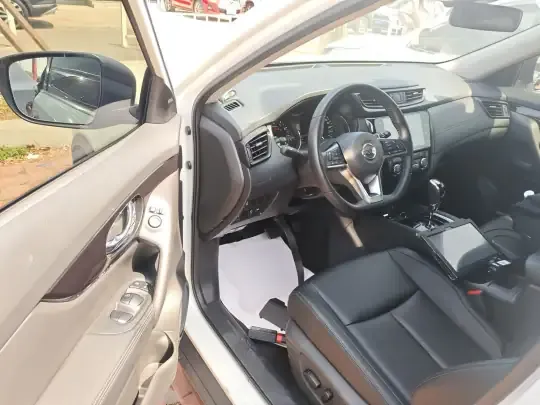 Nissan X-Trail 2023 (36900 км)