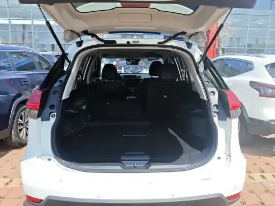 Nissan X-Trail 2023 (36900 км)