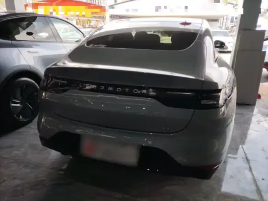 Leapmotor C01 2023 (15000 км)