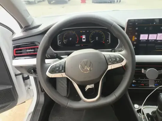 Volkswagen Lavida 2024 (28200 км)