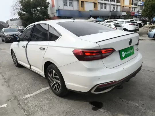 Volkswagen Lavida 2024 (28200 км)