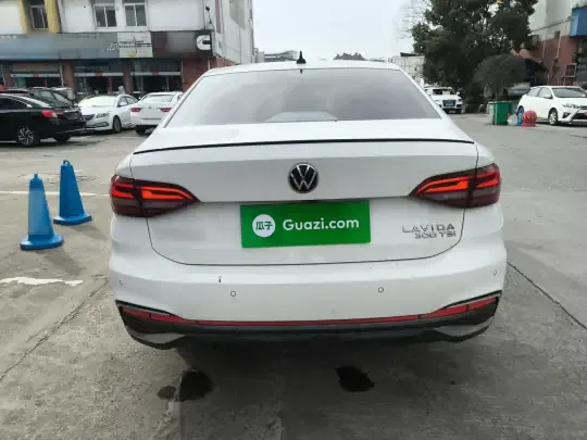 Volkswagen Lavida 2024 (28200 км)