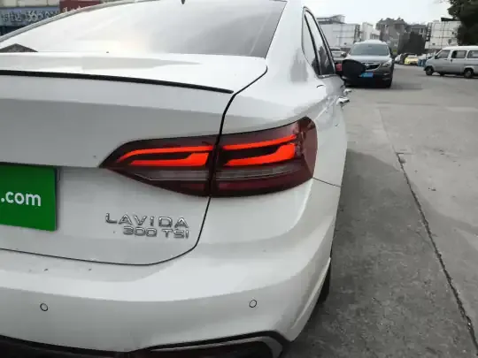Volkswagen Lavida 2024 (28200 км)