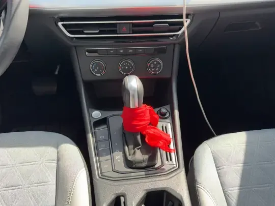 Volkswagen Lavida 2024 (4400 км)