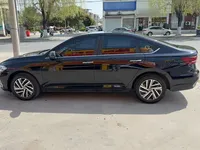Volkswagen Lavida 2024 (4400 км)