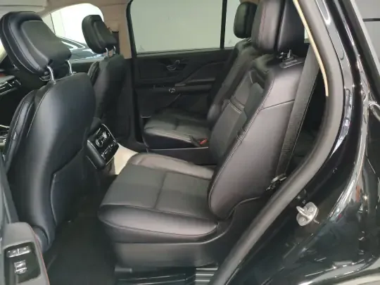 Lincoln Aviator 2023 (48500 км)