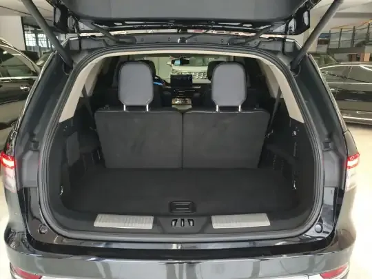 Lincoln Aviator 2023 (48500 км)