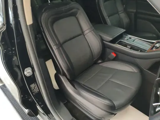 Lincoln Aviator 2023 (48500 км)