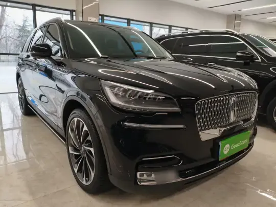 Lincoln Aviator 2023 (48500 км)