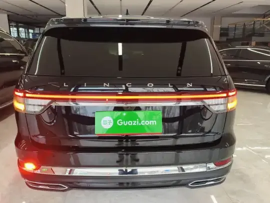 Lincoln Aviator 2023 (48500 км)