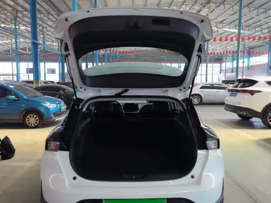 Chevrolet Menlo 2023 (26800 км)