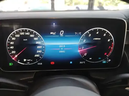 Mercedes-Benz GLC 2023 (38800 км)