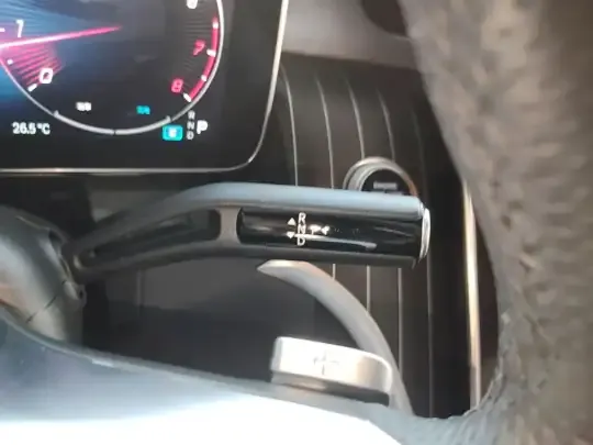 Mercedes-Benz GLC 2023 (38800 км)