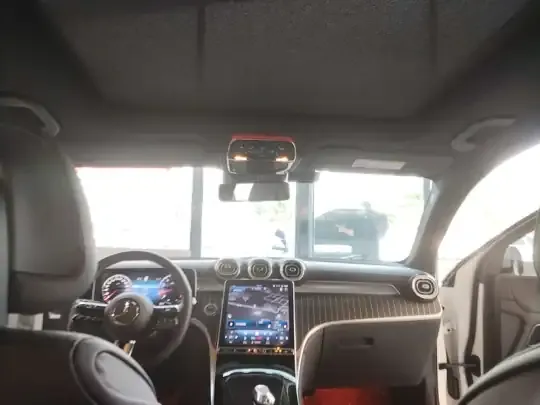 Mercedes-Benz GLC 2023 (38800 км)