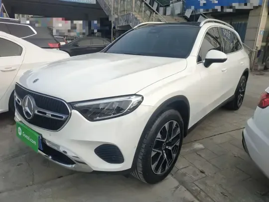 Mercedes-Benz GLC 2023 (40000 км)