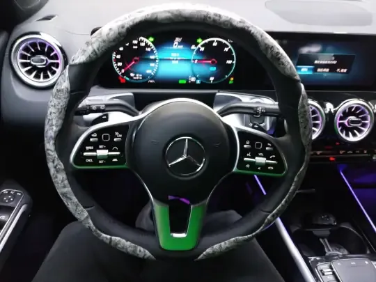 Mercedes-Benz EQB 2023 (2400 км)