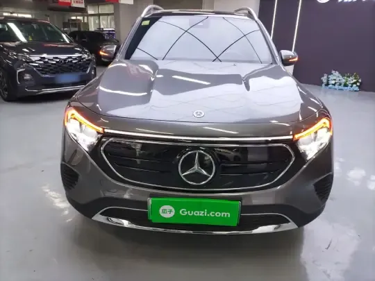Mercedes-Benz EQB 2023 (2400 км)