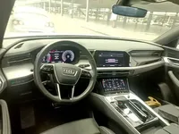 Audi Q6 2024 (16000 км)