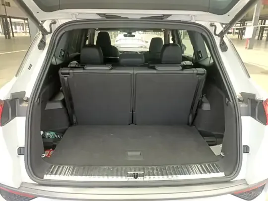 Audi Q6 2024 (16000 км)