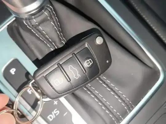 Audi Q2L 2024 (11200 км)