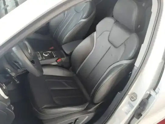 Audi Q2L 2024 (11200 км)